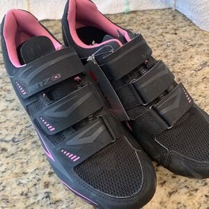 NWT Venzo MX Black With Pink Cycling Shoes US Women's Size 9 Men's Size 7.5